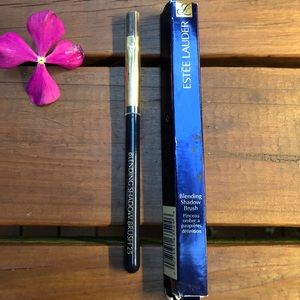 Estée Lauder Blending Shadow Brush # 25 New with Box NIB